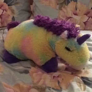 Used glow in the dark Pillow Pet